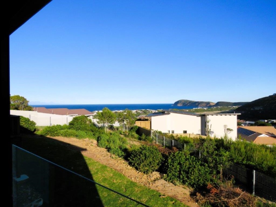 4 Bedroom Property for Sale in Whale Rock Western Cape